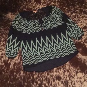 Hollywood Blouse Size Large
